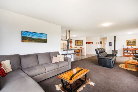 Photo of property in 476 Finnis Road, Pohangina, Feilding, 4775