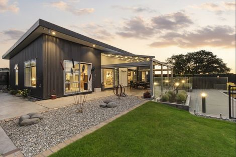 Photo of property in 58 Redoubt Road, Cambridge, 3495