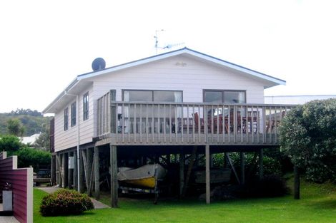 Photo of property in 24 Brighton Road, Waihi Beach, 3611