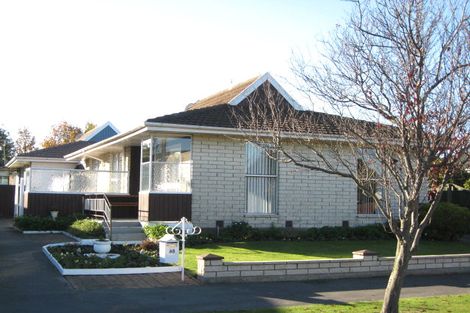 Photo of property in 2/48 Sarabande Avenue, Redwood, Christchurch, 8051