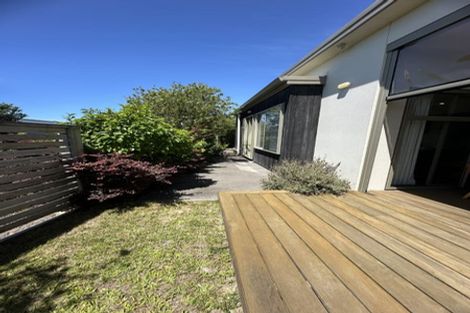 Photo of property in 8 Awatira Drive, Papamoa Beach, Papamoa, 3118