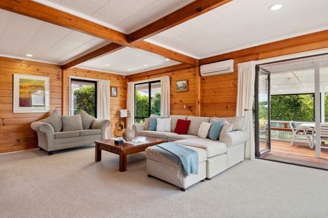 Photo of property in 58 Links View Drive, Omokoroa, 3114