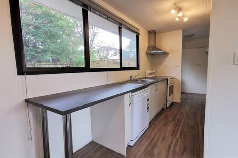 Photo of property in 2/109 Oreil Avenue, West Harbour, Auckland, 0618