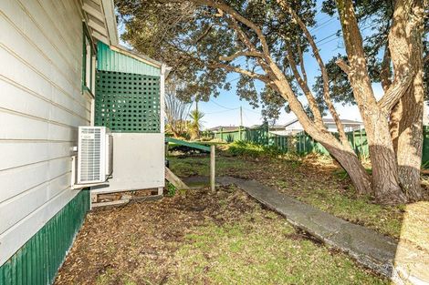 Photo of property in 19 Ruapehu Street, Castlecliff, Wanganui, 4501