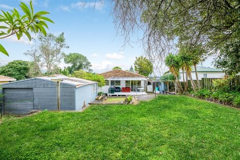 Photo of property in 8 Christina Avenue, Te Atatu South, Auckland, 0602