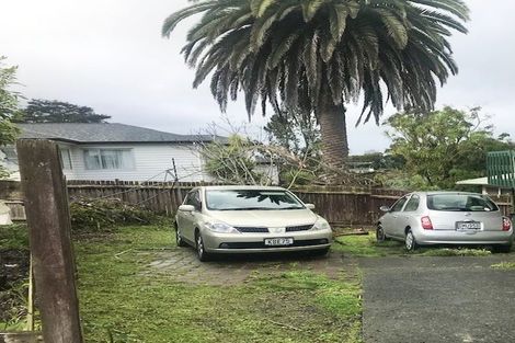 Photo of property in 1/23 Woodcote Drive, Glenfield, Auckland, 0629