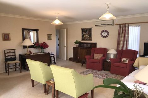 Photo of property in 11 Maurton Place, Onerahi, Whangarei, 0110