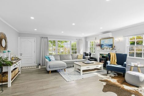 Photo of property in 9 Kukupa Grove, Heretaunga, Upper Hutt, 5018