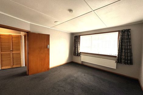 Photo of property in 17 Side Street, Clinton, 9534