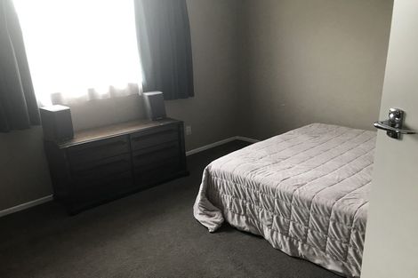 Photo of property in 100 Dunbeath Crescent, Kew, Invercargill, 9812