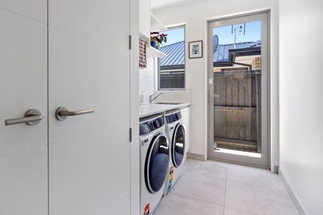 Photo of property in 2 Guyon Street, Marshland, Christchurch, 8083