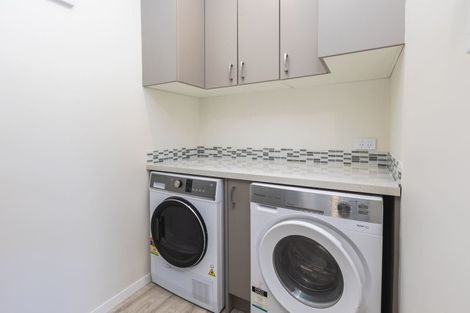 Photo of property in 1/290 Avonhead Road, Avonhead, Christchurch, 8042