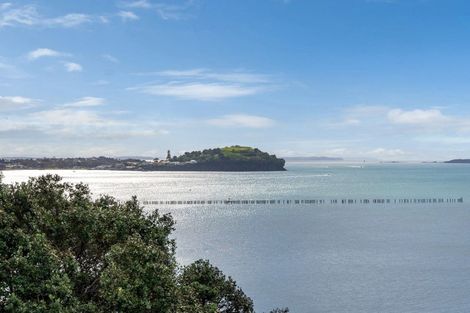 Photo of property in 31 Paritai Drive, Orakei, Auckland, 1071