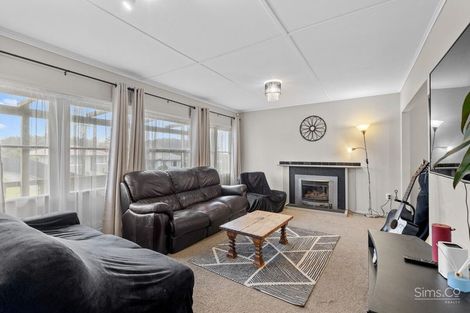 Photo of property in 4 Glenn Street, Castlecliff, Whanganui, 4501