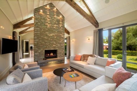 Photo of property in 3 Streamside Lane, Arrowtown, 9371