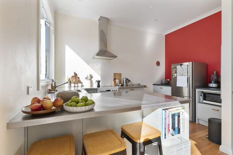 Photo of property in 68 Kent Street, Carterton, 5713
