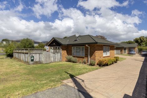 Photo of property in 22 Kowhai Grove, Raumati Beach, Paraparaumu, 5032