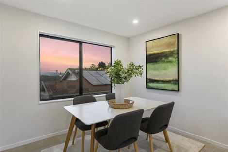 Photo of property in 28e Walker Road, Point Chevalier, Auckland, 1022