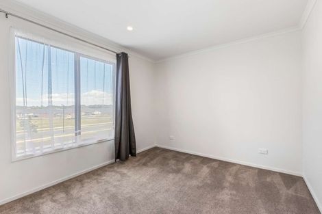 Photo of property in 2 Fermi Lane, Papakura, 2110
