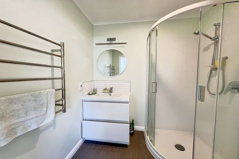 Photo of property in 18 Deller Grove, Silverstream, Upper Hutt, 5019