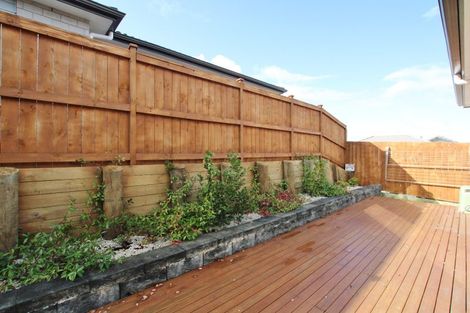 Photo of property in 18 Tararua Street, Massey, Auckland, 0614