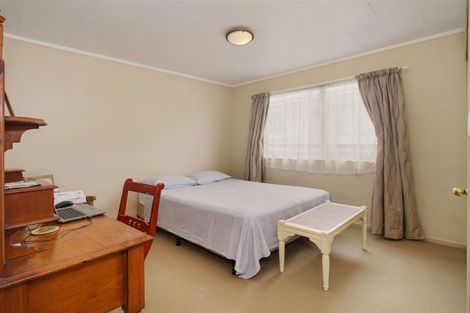 Photo of property in 23 Torkar Road, Clarks Beach, 2122