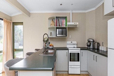 Photo of property in 14 Gill Road, Bay View, Napier, 4104