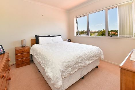 Photo of property in Santa Rosa, 38/340 Gulf Harbour Drive, Gulf Harbour, Whangaparaoa, 0930