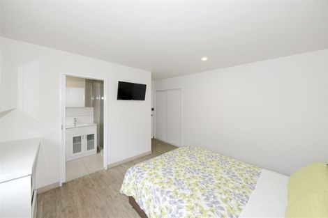 Photo of property in 48a Hooker Avenue, Bryndwr, Christchurch, 8053