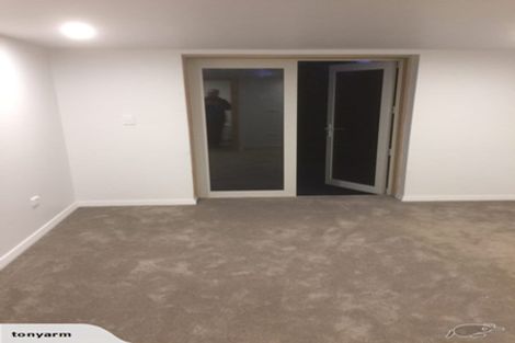 Photo of property in 32 The Brae, Mount Pleasant, Christchurch, 8081