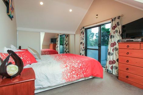 Photo of property in 6 Karen Road, Laingholm, Auckland, 0604