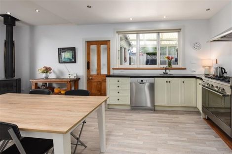 Photo of property in 30 Russell Street, Stanley Point, Auckland, 0624