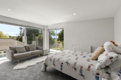 Photo of property in 70 Victoria Avenue, Remuera, Auckland, 1050