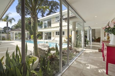 Photo of property in 70 Victoria Avenue, Remuera, Auckland, 1050