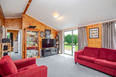 Photo of property in 341 Maharahara Road, Dannevirke, 4972