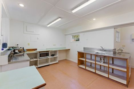 Photo of property in 3 State Highway 1, Otaki, 5512