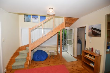 Photo of property in 14 Hillside Crescent, Leigh, 0985