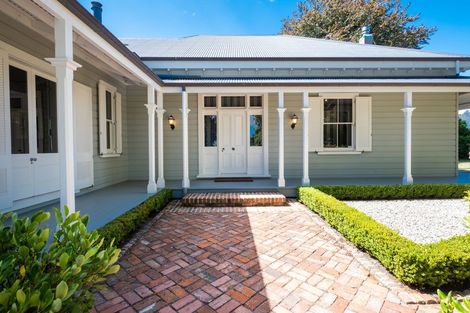 Photo of property in 1 France Road, Bluff Hill, Napier, 4110