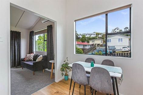 Photo of property in 10 Sombrero View, Ascot Park, Porirua, 5024