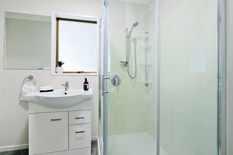 Photo of property in 27 York Avenue, Tamatea, Napier, 4112