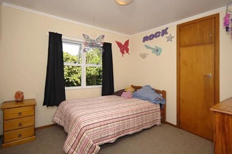 Photo of property in 3 Adams Place, Te Kamo, Whangarei, 0112