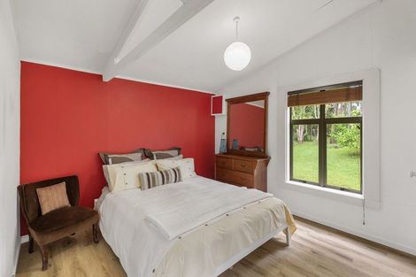 Photo of property in 72 Oneriri Road, Kaiwaka, 0573