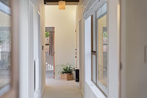 Photo of property in 4 Sunny Glen, Waikanae, 5036