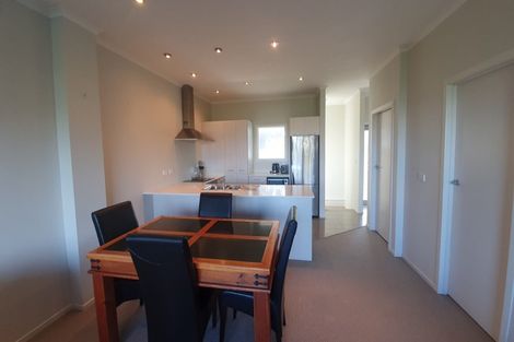 Photo of property in The Strand, 4/16 Ronald Street, Strandon, New Plymouth, 4312