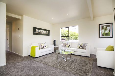 Photo of property in 5a Sabot Place, Massey, Auckland, 0614