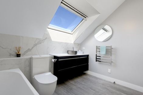 Photo of property in 76a Harbour Drive, Otumoetai, Tauranga, 3110