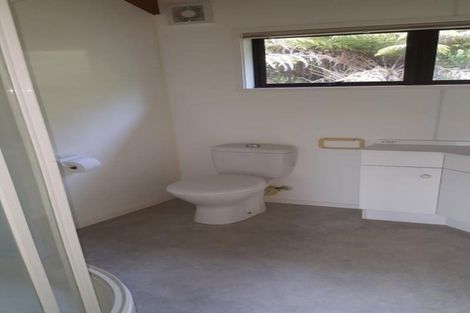 Photo of property in 104 Balmain Road, Chatswood, Auckland, 0626