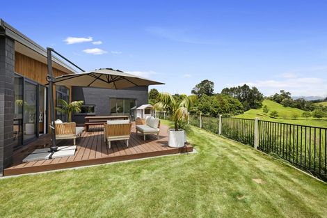 Photo of property in 7 Matau Lane, Ferndale, New Plymouth, 4310