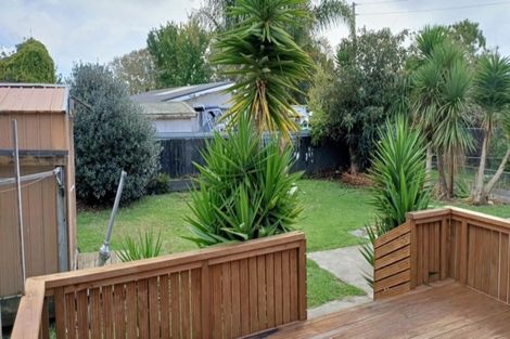 Photo of property in 2/265 Massey Road, Mangere East, Auckland, 2024