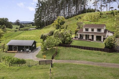 Photo of property in 619 Ararimu Road, Ararimu, Drury, 2579